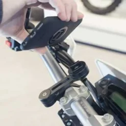 SP Connect Moto Mount Pro chrome